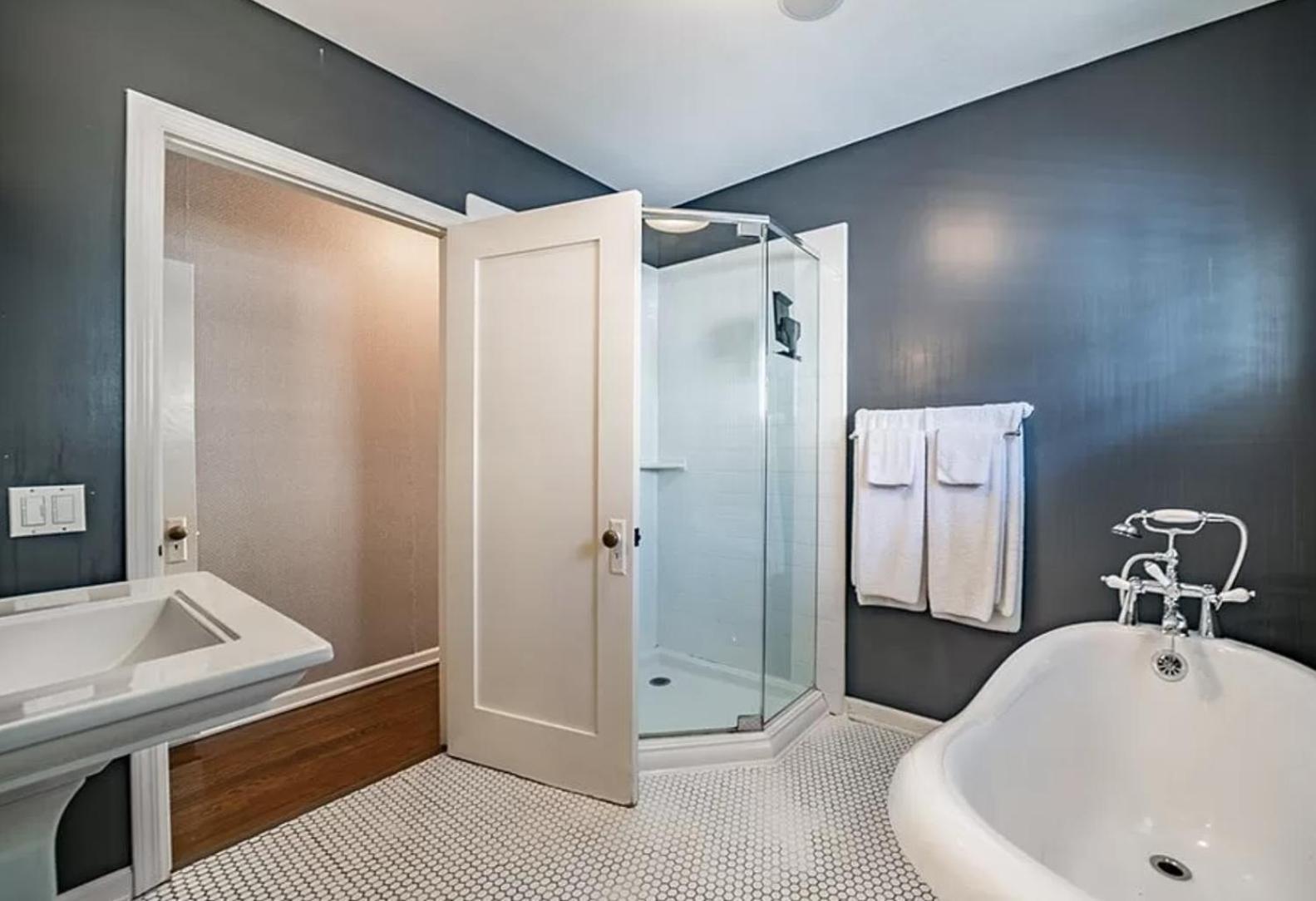 Oasis With Heated Pool &