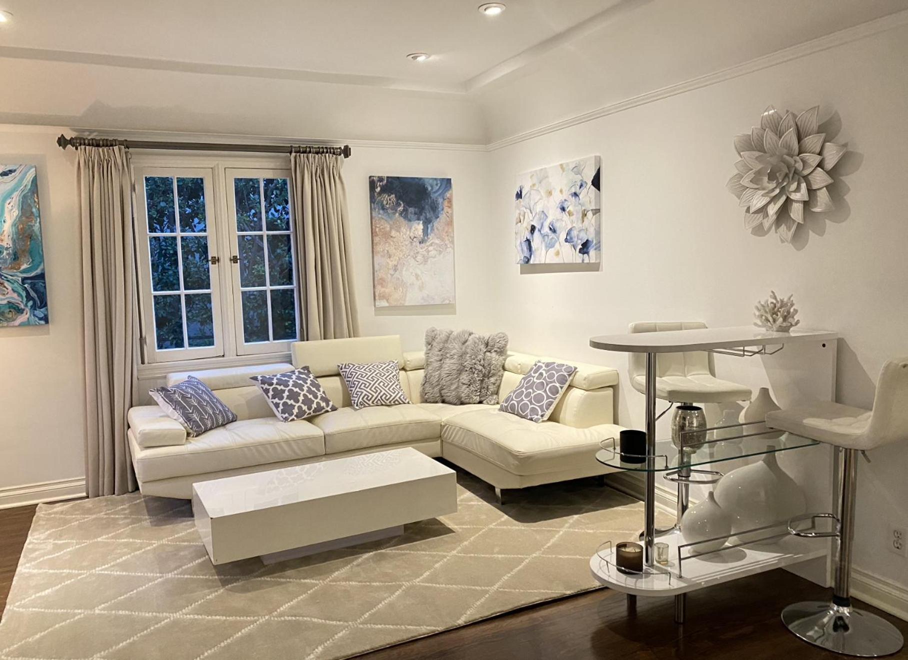 Oasis With Heated Pool & * Los Angeles